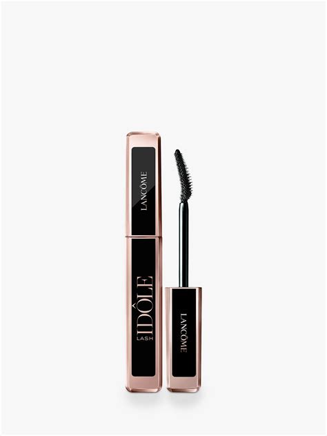 Unleash the Power of a Stunning Wand: Black Magic Mascara for Bold Lashes